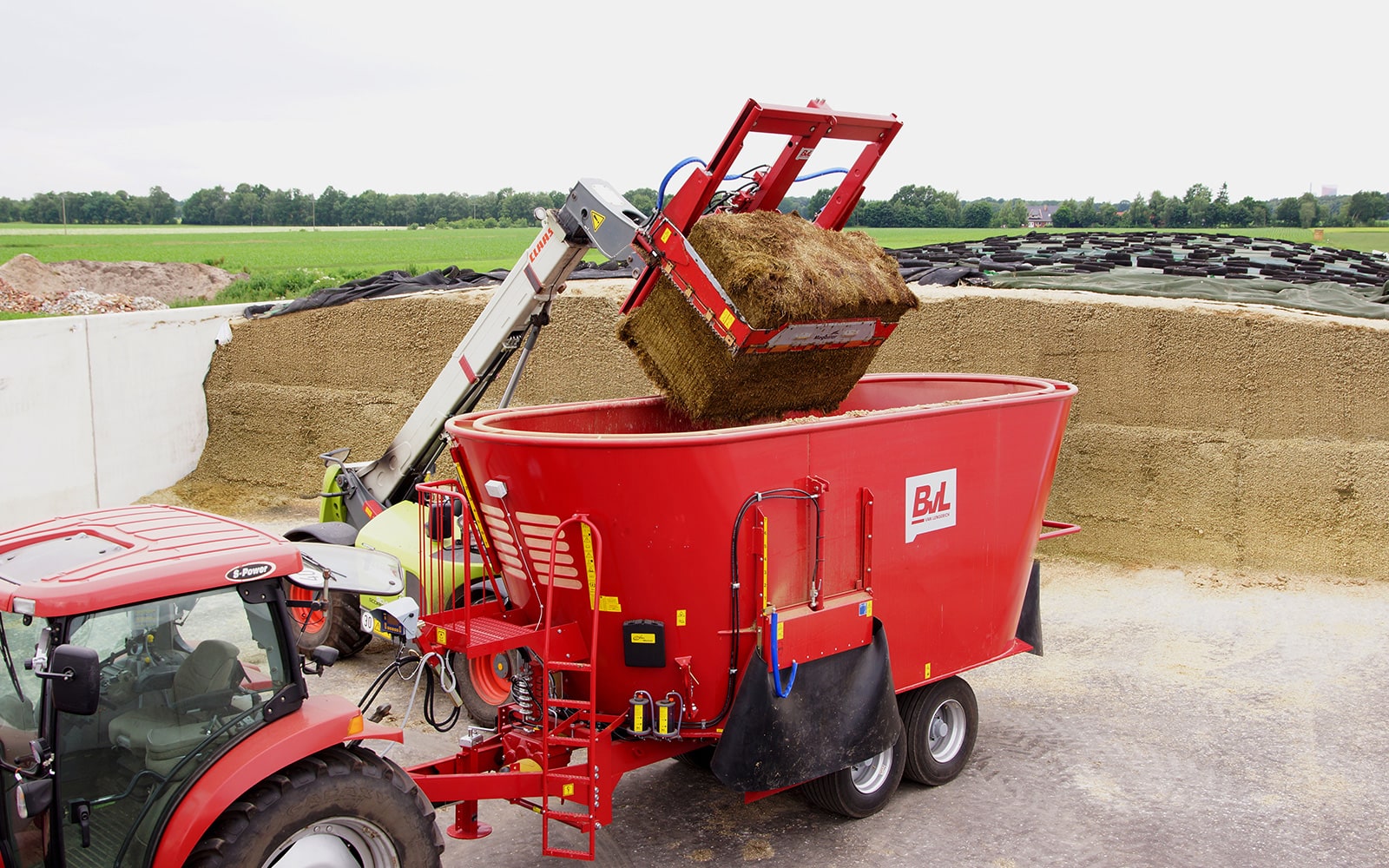 Silage block cutter V-LOAD Cutter Master