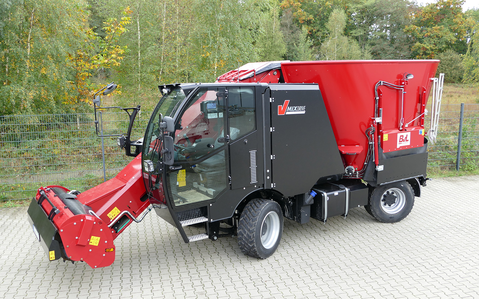 Mixer wagon V-MIX Drive Maximus Plus 1S