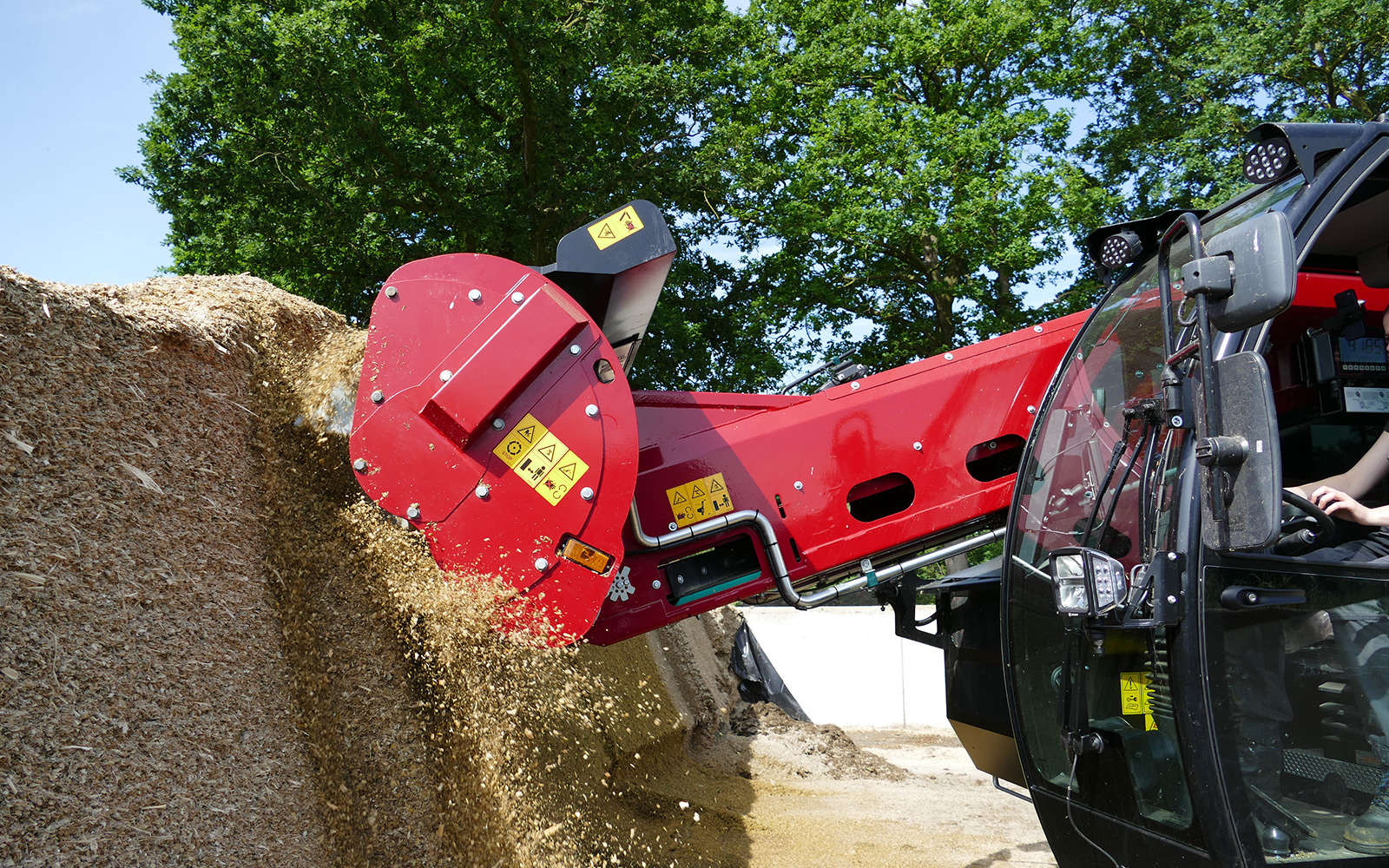 Futtermischwagen V-MIX Drive Maximus Plus 1S